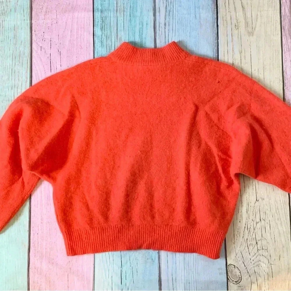 Vintage cropped angora blend sweater - Picture 6 of 7